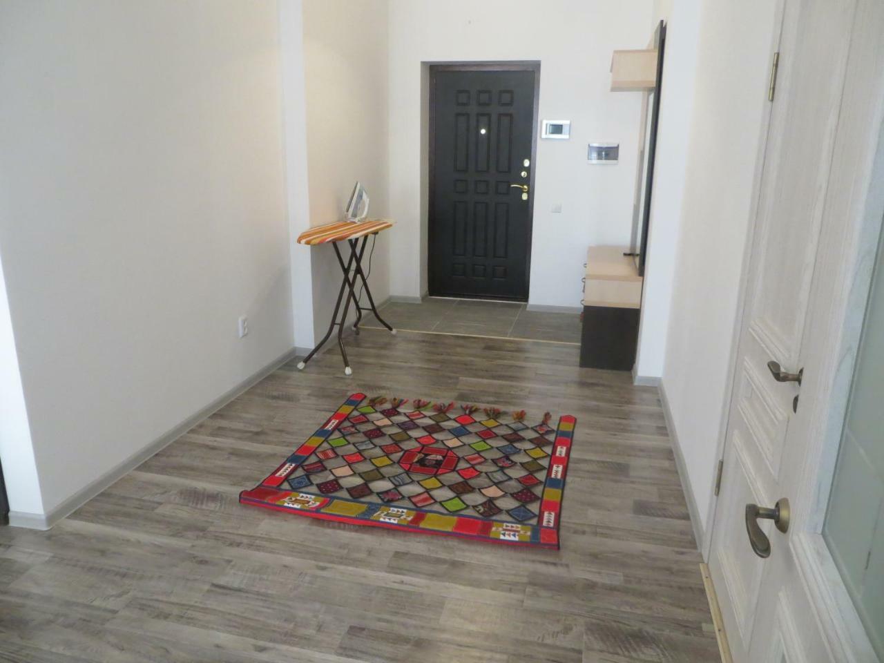 Studio Boutique Apartment Bishkek Exterior foto