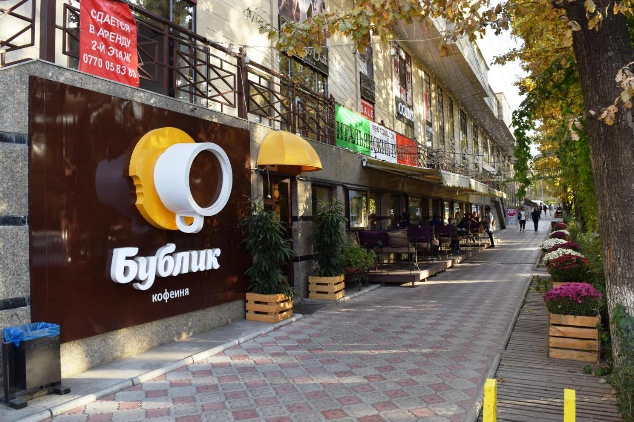 Studio Boutique Apartment Bishkek Exterior foto